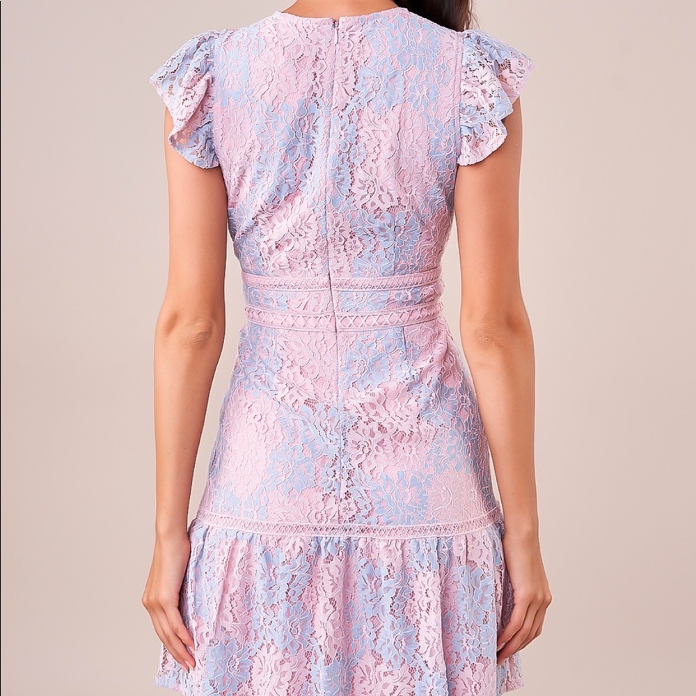 ⭐️N E W⭐️Princess Cut Mixed Lace Enchanting Dress - Picture 6 of 7